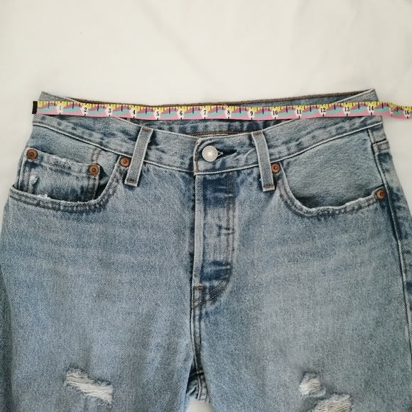 Levi's 501 90s Straight Leg Jeans in Sketch Artist w Cherry Embroidery Patch 26 - Picture 14 of 16
